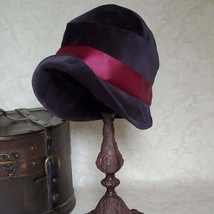 1920's Style Vintage Cloche Hat