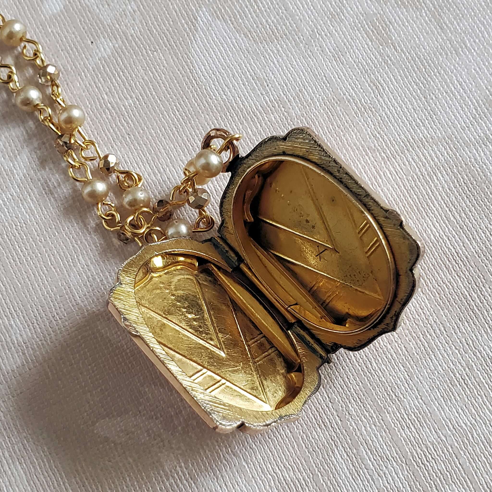 18k Solid Gold Floral Locket with Seed Pearls, Antique French Belle Ep –  BelleEpoqueJewelers