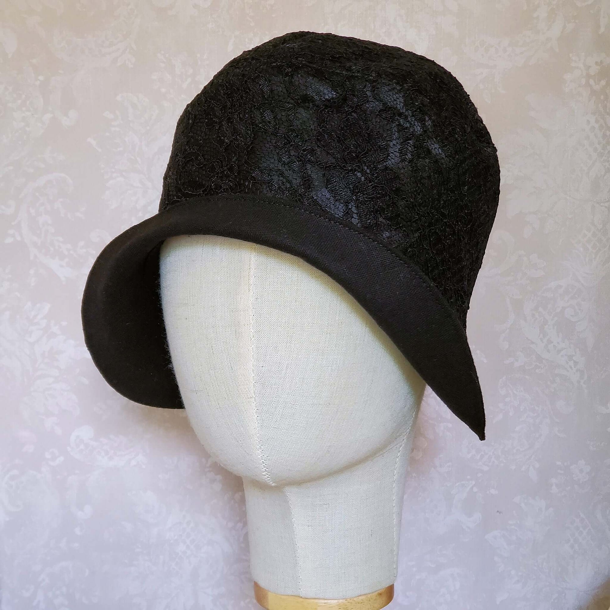 Cloche-Hat-Vintage