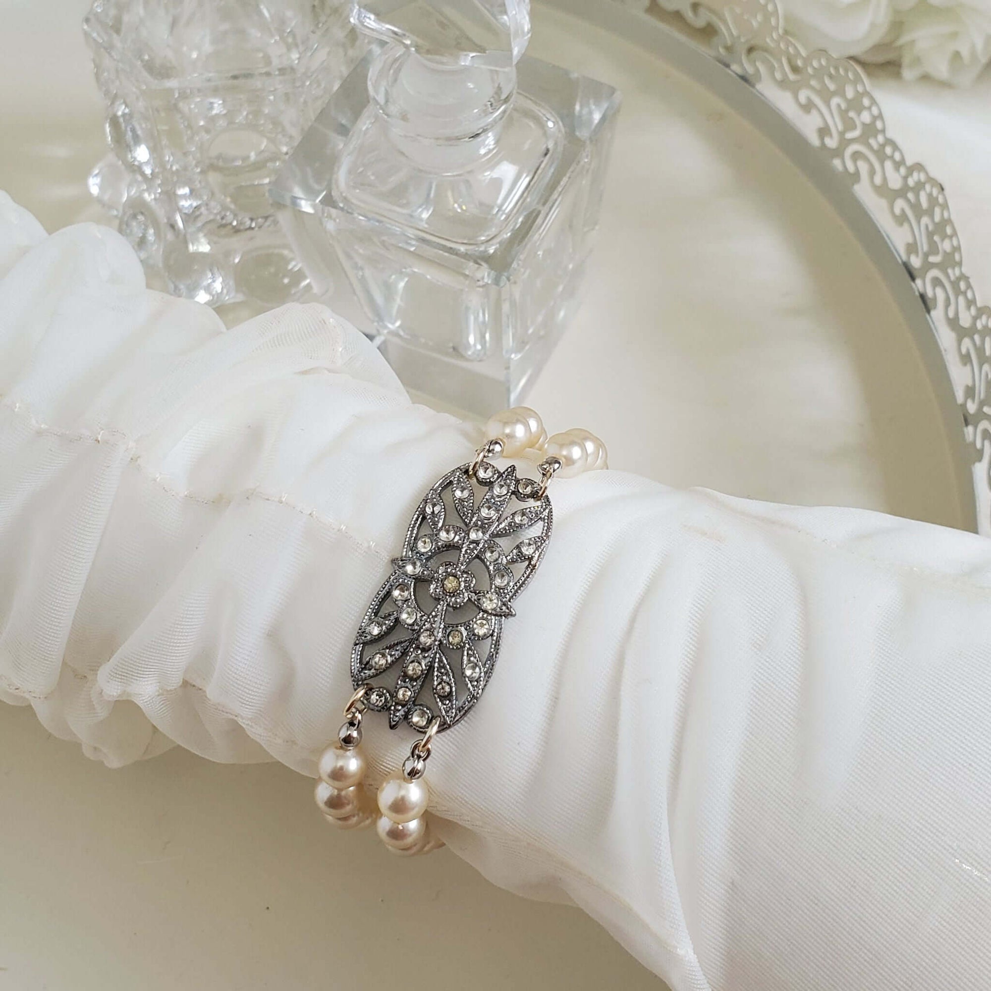 Vintage Art Deco Pearl Bracelet