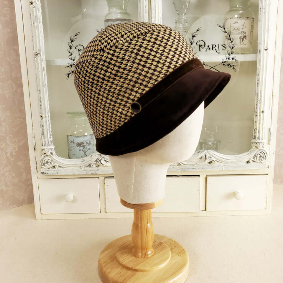 Houndstooth Checked Wool Hat