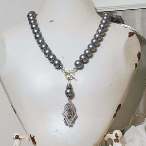 Vintage Art Deco Style Grey Pearl Necklace
